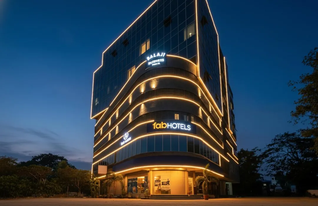 Fabhotel Admiral-1